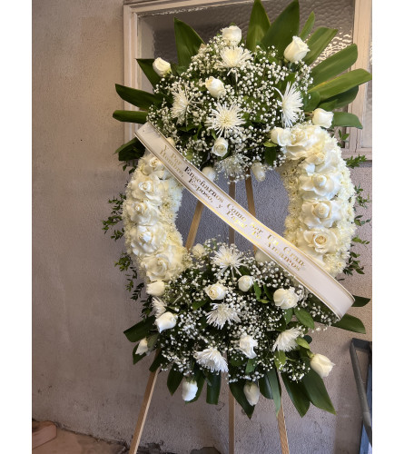 White Extended Rose, Wreath Stand