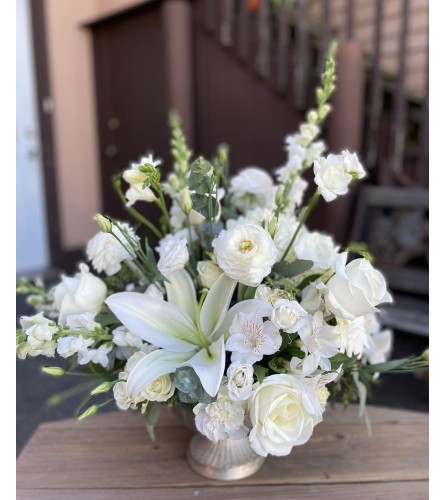 Elegant Vintage Centerpiece