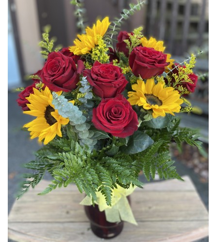 Red roses and Sunflowers Arrangement