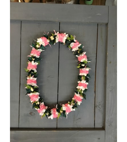 Pink white green ribbon lei w/beads