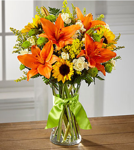 The FTD Country Calling Bouquet Vase Arrangement