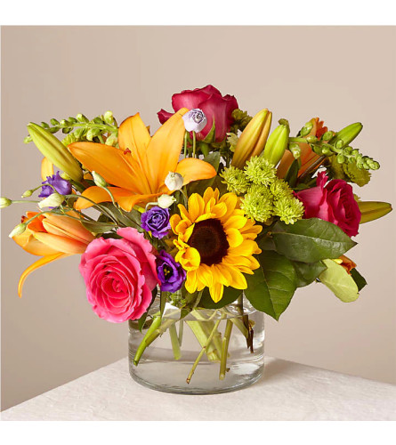 The FTD Best Day Classic Bouquet