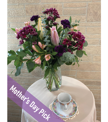 Afternoon Tea (IFC). An arrangement by Incredible Florist.