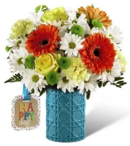 THE FTD® HAPPY DAY ™ BOUQUET BY HALLMARK