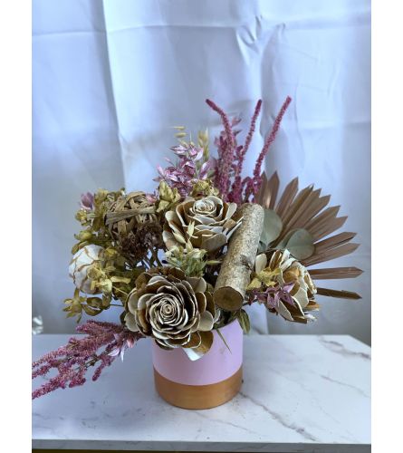 Rose Gold Dream Dried Arrangement