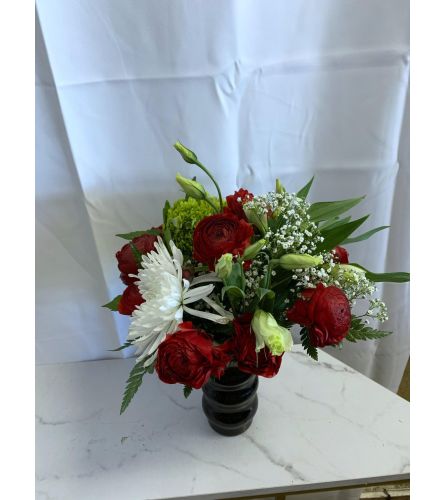 Red Ranunculus Dreamer Bouquet