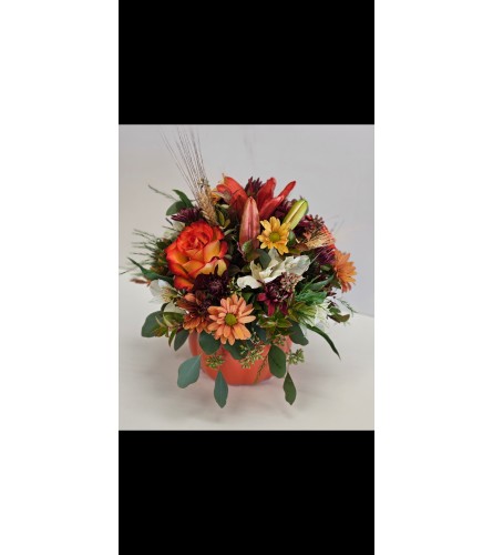 Hello Gourd-geous - Deluxe. An arrangement by Thurston Flowers.