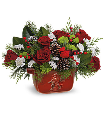 Classic Cardinal Centerpiece - Deluxe. An arrangement by Fendley Florists.