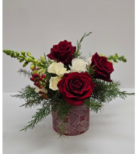 It's Christmas Time Again. An arrangement by Thurston Flowers.