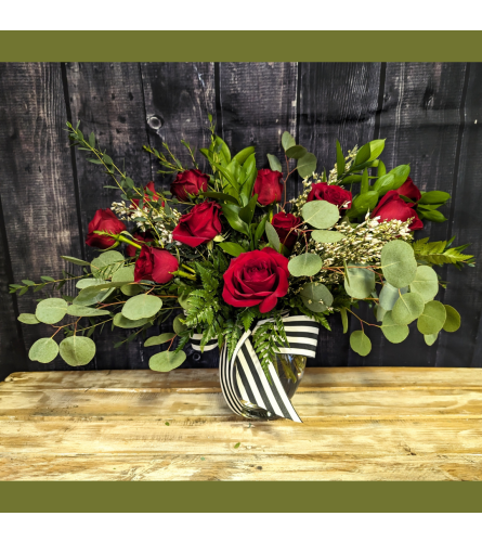 LPF Garden Style Dozen Roses