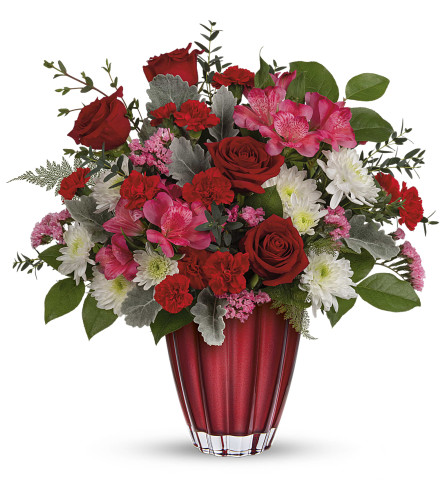 The Teleflora Sophisticated Love Bouquet