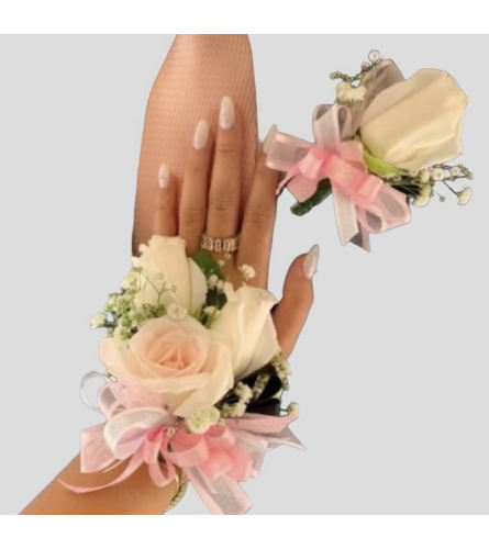 Yareli Corsage Set