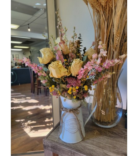 Wild Pitcher. An arrangement by Thurston Flowers.
