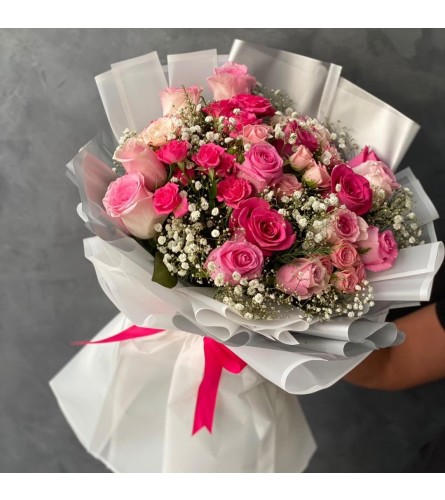 Adaline Bouquet - Deluxe. An arrangement by Flower Stop.