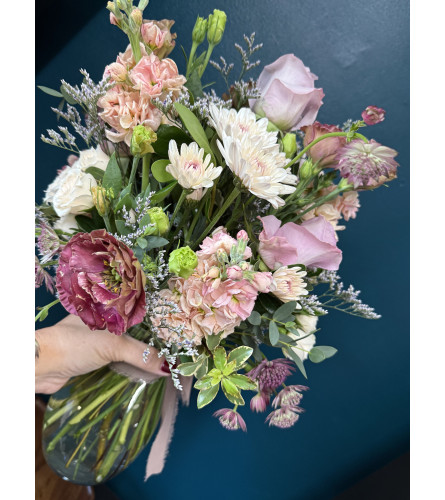 SEASONAL FLORIST'S CHOICE. An arrangement by The Floral Studio.