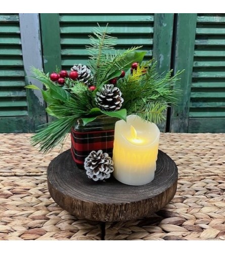 Evergreen Crimson Delight. An arrangement by Forest Florist.