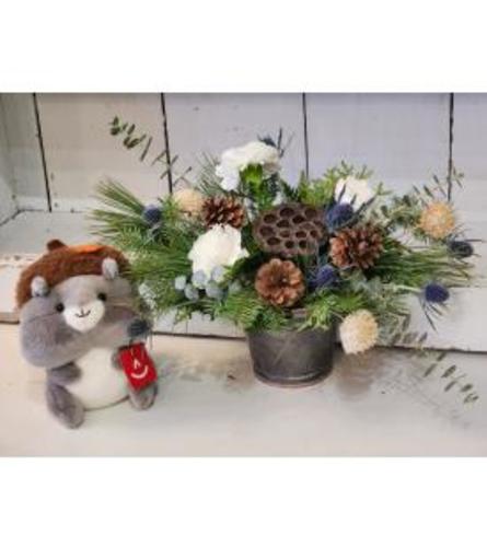 Woodland Thoughts - Deluxe. An arrangement by Avenue Florist.