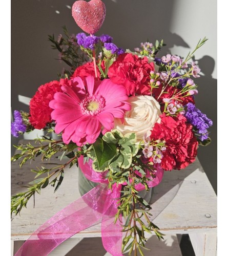 Sweet Valentine - Deluxe. An arrangement by Donato's Floral.