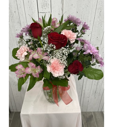 Hugs and Kisses. An arrangement by Incredible Florist Seton.