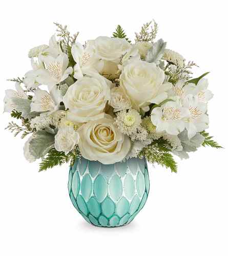 Teleflora's Chic Charm Bouquet - Deluxe. An arrangement by Sueppel's Flowers.