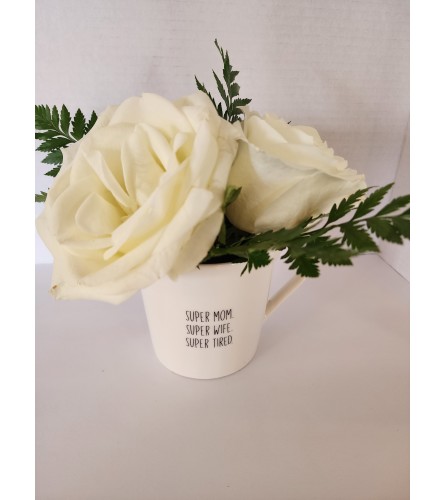 Super Mom. An arrangement by Petals and Pages.