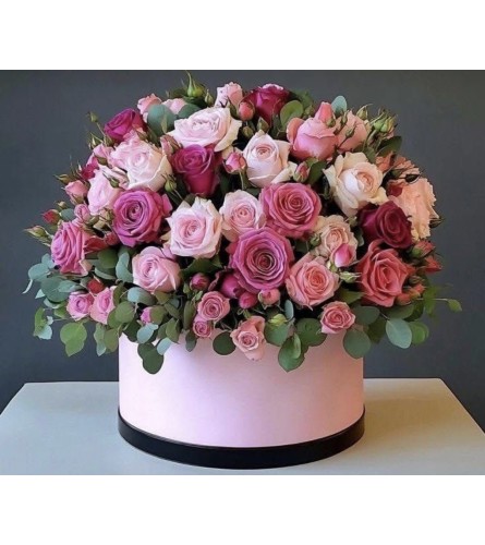 Pink Bloom Box. An arrangement by Berlin Flower Shop.