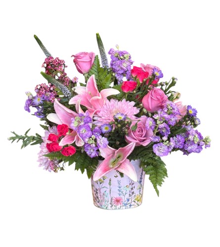 Made for Her. An arrangement by Azi Flowers.