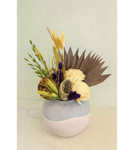 Simple Comfort Dried Arrangement. An arrangement by Floratechnics.