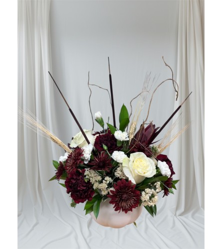 White Pumpkin Tablecentre - Deluxe. An arrangement by In Bloom.