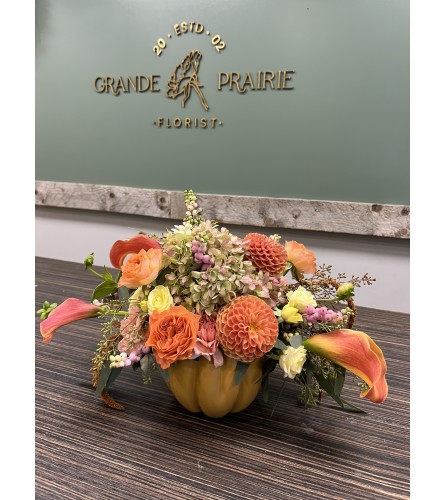 Pumpkin Spice Charm. An arrangement by Grande Prairie Florist.