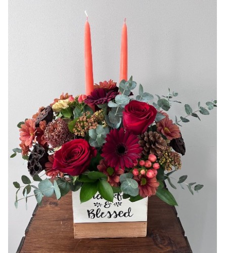 THANKFUL and BLESSED CENTREPIECE. An arrangement by Aurora Greenhouse.