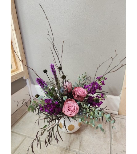 Moonlit Magic - Deluxe. An arrangement by Petals and Pages.