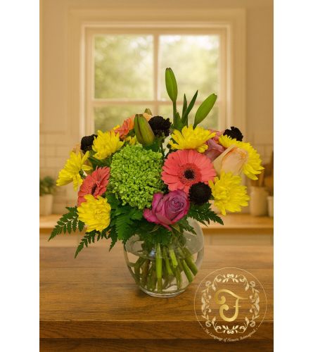 Brightside - Deluxe. An arrangement by Lori's Hearts and Flowers.