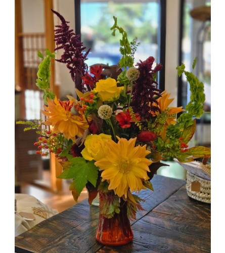Autumn Bloom Symphony. An arrangement by Thurston Flowers.