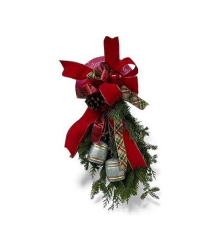 Door Swag. An arrangement by Flower Buds Florist PEI.