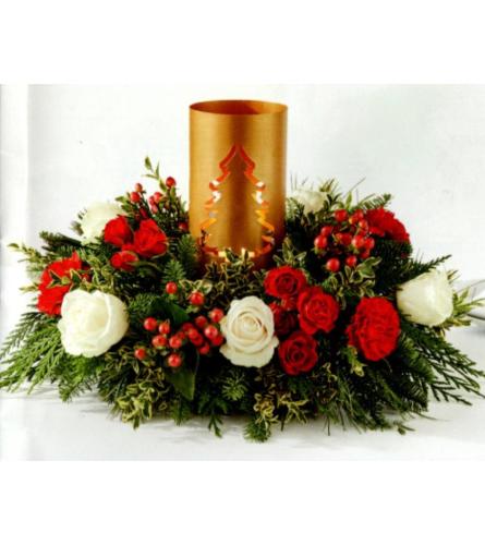 Winter Wishes Centerpiece. An arrangement by Julie's Artistic Rose.