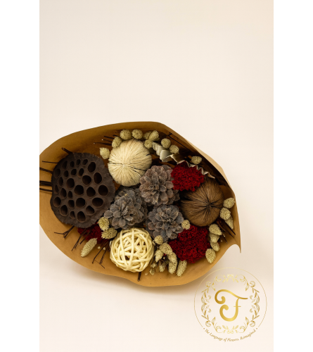 Christmas Natural Dried Bouquet - Standard. An arrangement by Roma James Gifts.