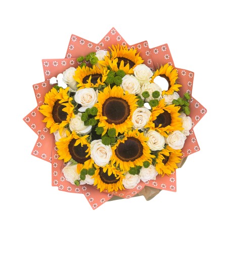 Golden Glow Harmony - Deluxe. An arrangement by Vemongi Flowers.