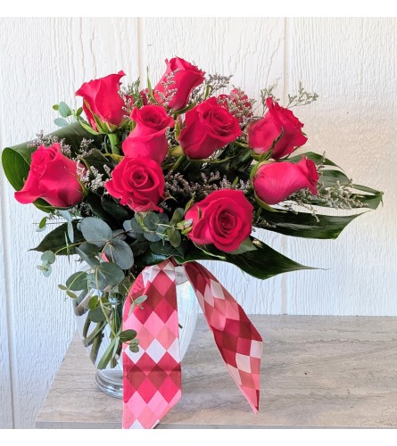 Tropical Rose Whispers. An arrangement by Block Farms Flowers.