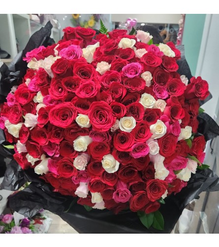 Bigger is Better - Deluxe. An arrangement by Floral Expressions and Gifts Inc..