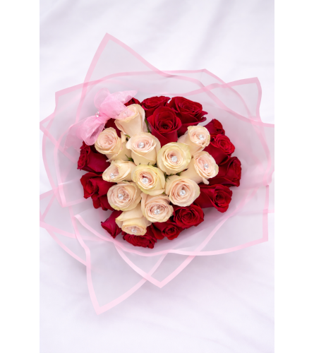 Valentine's My Heart is Yours Arrangement. An arrangement by Bee Flowers.