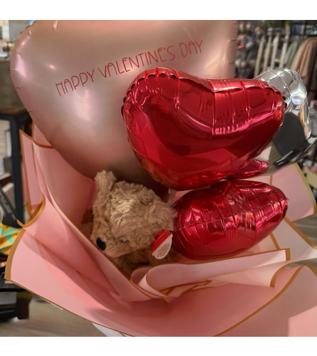 Beary Special Balloons. An arrangement by Evergreen and Lily Floral Studio and Gifts.