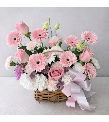 Sweet pastel. An arrangement by Floreria Mexico.