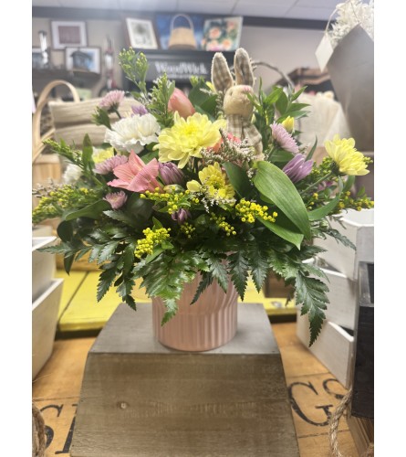 Some Bunny Loves You - Deluxe. An arrangement by Napanee Blooms.