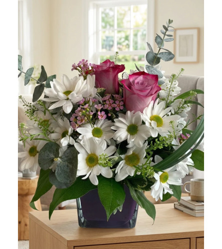 Daisy Love. An arrangement by Sophie's Flowers.