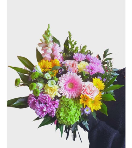 Mom's Sun Kissed Spirit - Deluxe. An arrangement by Loyalist Flowers.