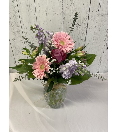 Simply for her. An arrangement by Incredible Florist Seton.