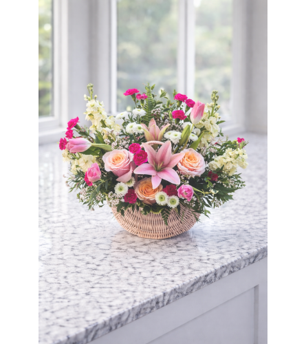 The Nadiya. An arrangement by Passiflora Creations LLC.
