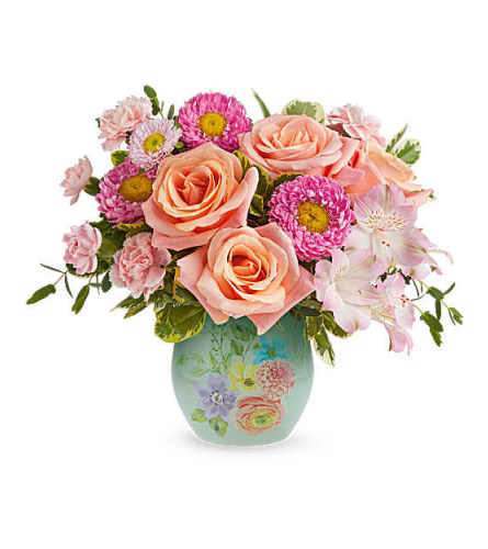 Watercolor Garden Bouquet - Deluxe. An arrangement by Serrano Flowers.