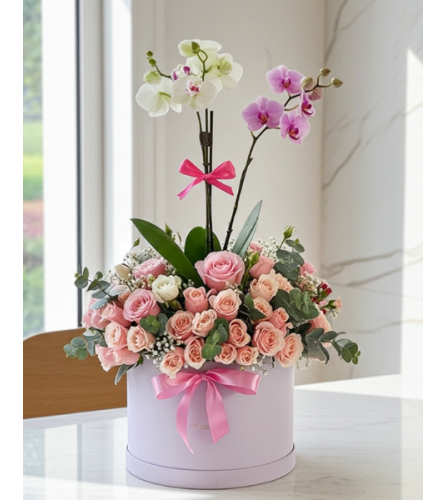Enchanted Garden Bloom Box. An arrangement by Cantutas Florist.